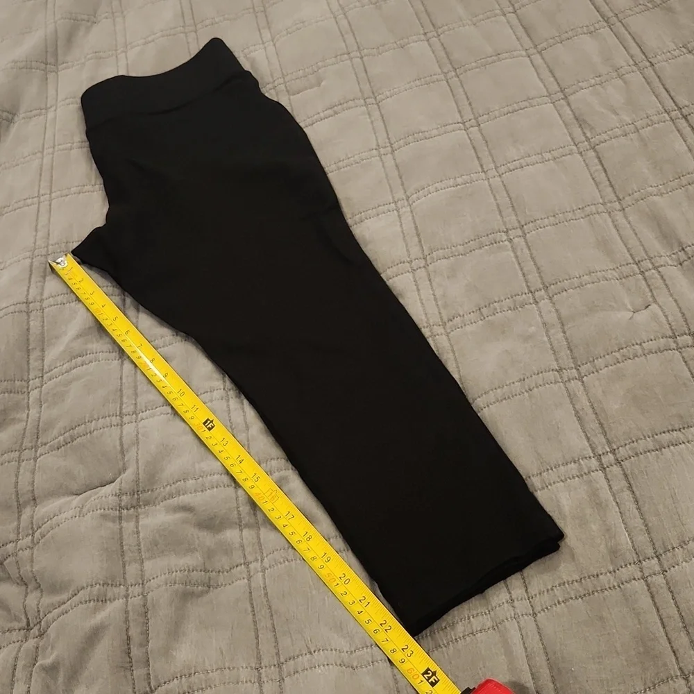Torrid Classic Black Leggings Size 0 (L)